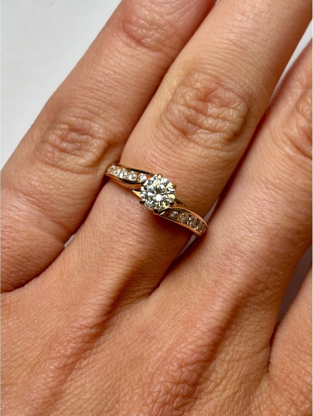 14k Yellow Gold Diamond Ring